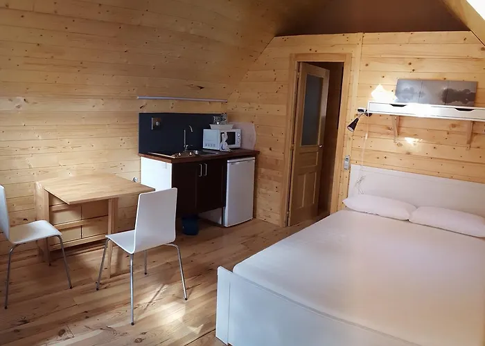 Camping Pico De La Miel